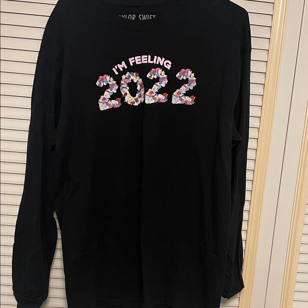 Taylor Swift Black Long Sleeve Tee